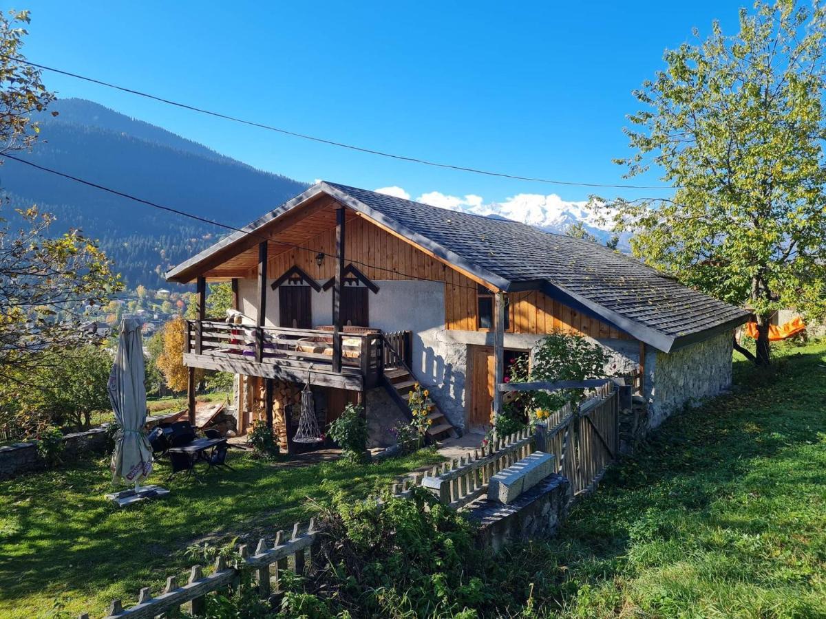 Nadia Guesthouse Μέστια Εξωτερικό φωτογραφία