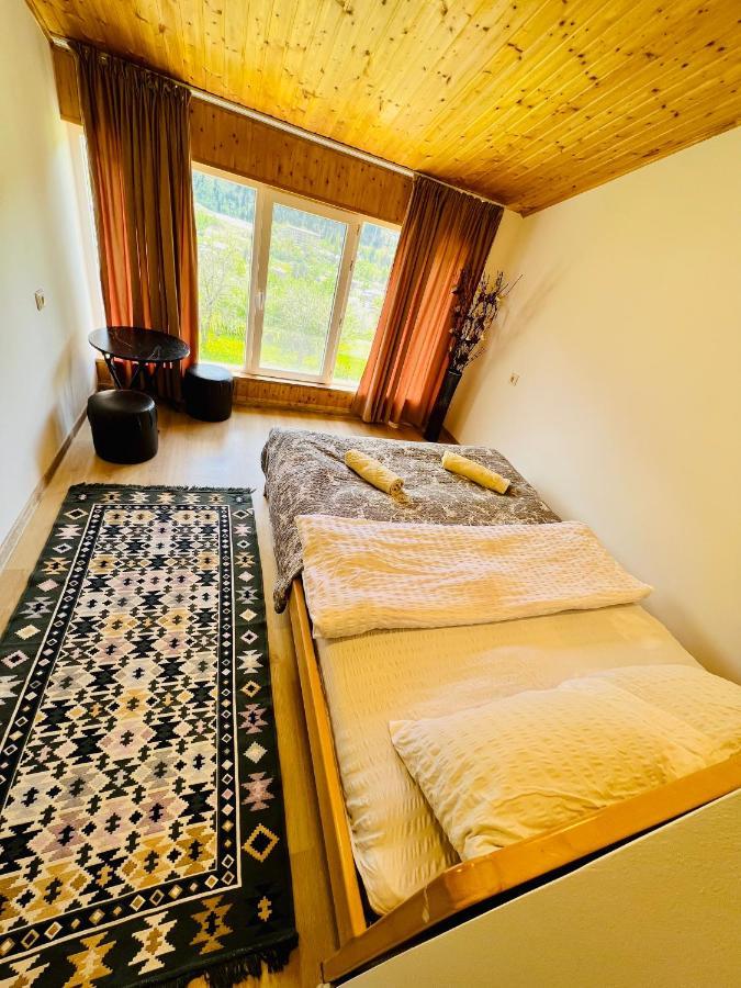 Nadia Guesthouse Μέστια Εξωτερικό φωτογραφία