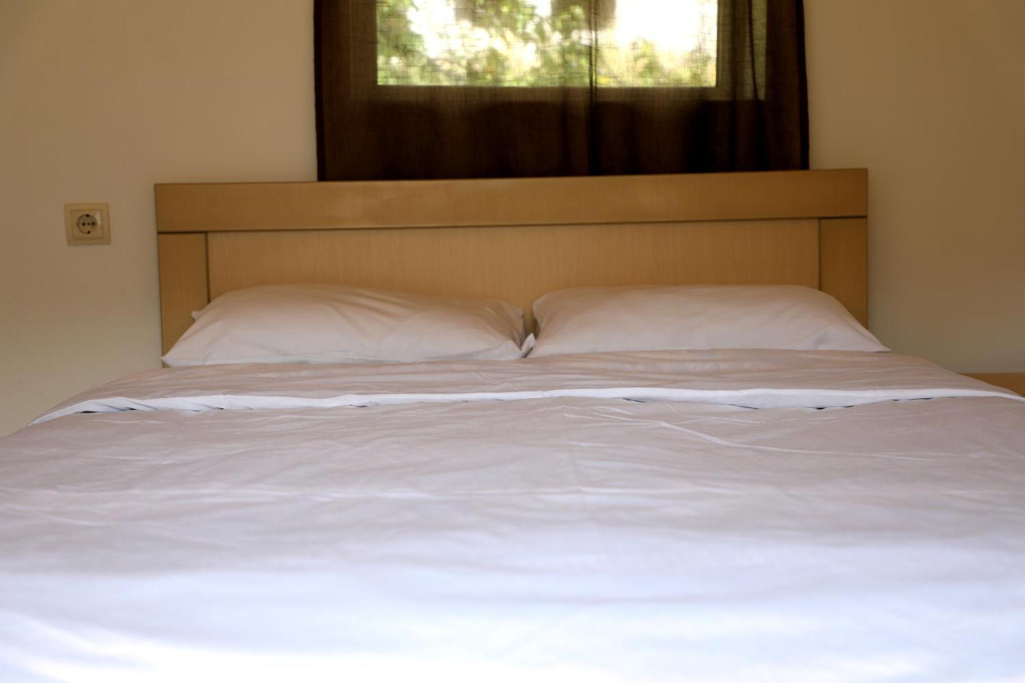 Nadia Guesthouse Μέστια Εξωτερικό φωτογραφία