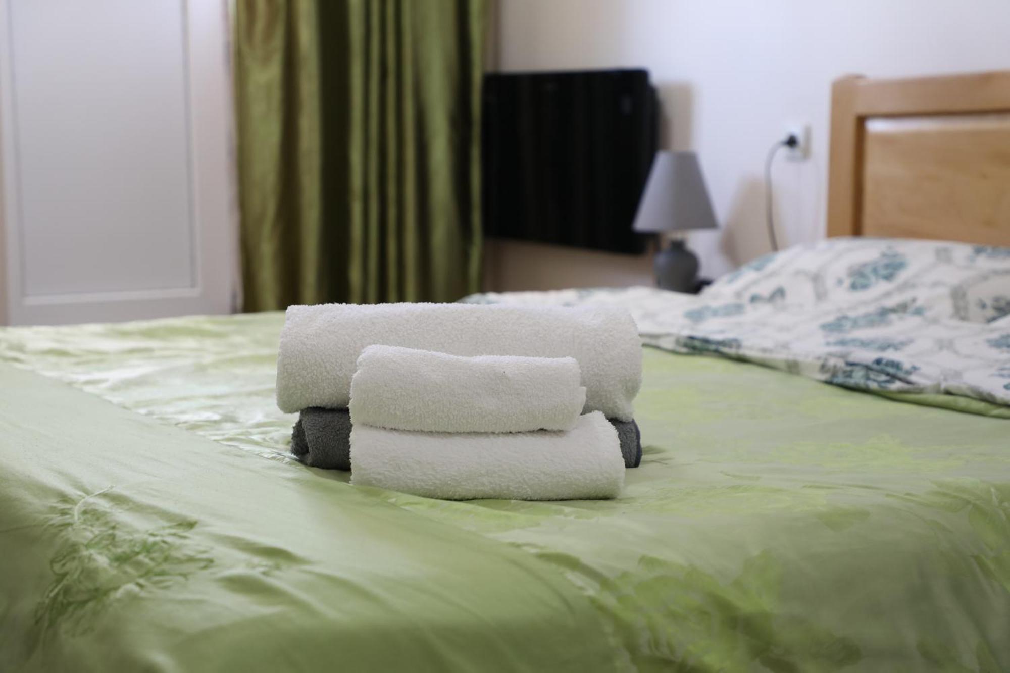 Nadia Guesthouse Μέστια Εξωτερικό φωτογραφία
