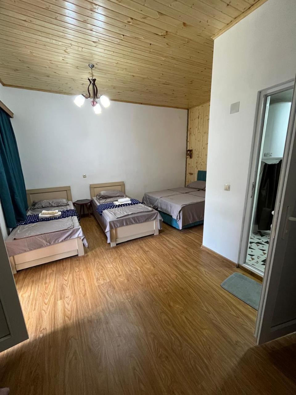 Nadia Guesthouse Μέστια Εξωτερικό φωτογραφία