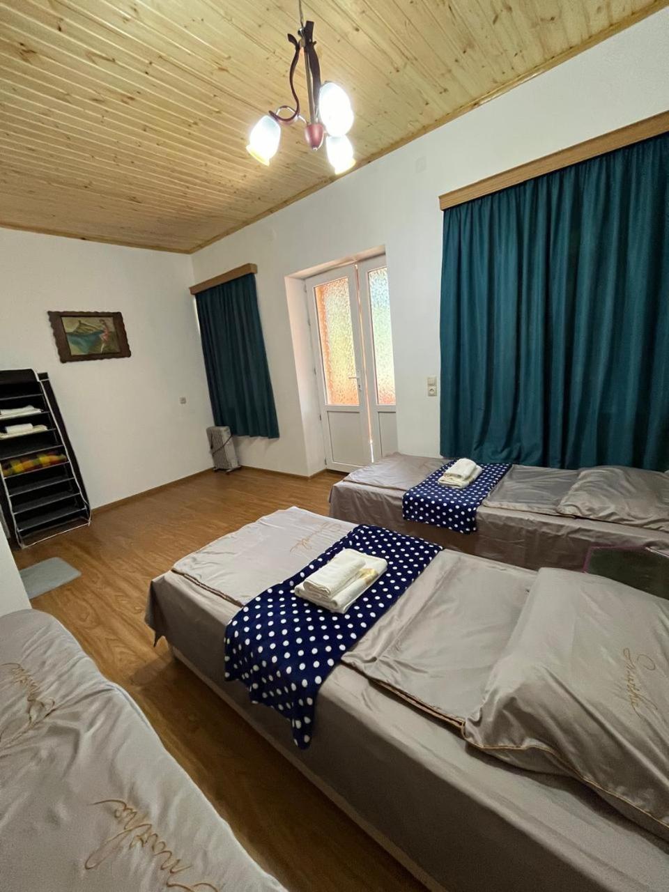 Nadia Guesthouse Μέστια Εξωτερικό φωτογραφία