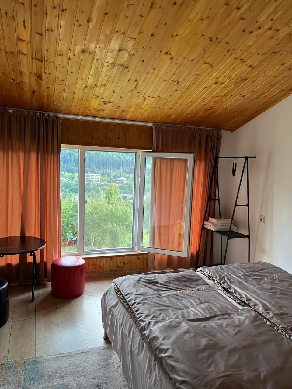 Nadia Guesthouse Μέστια Εξωτερικό φωτογραφία