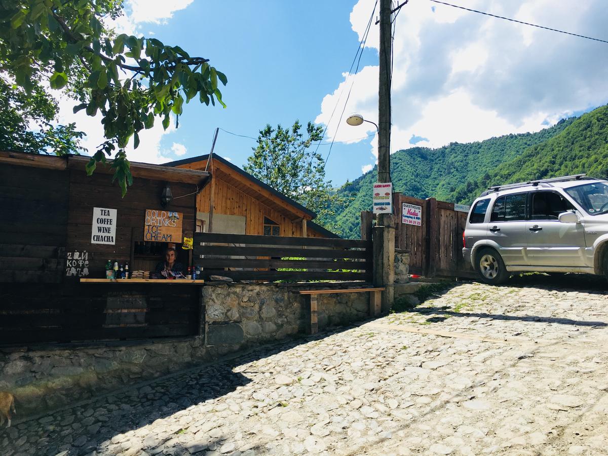 Nadia Guesthouse Μέστια Εξωτερικό φωτογραφία